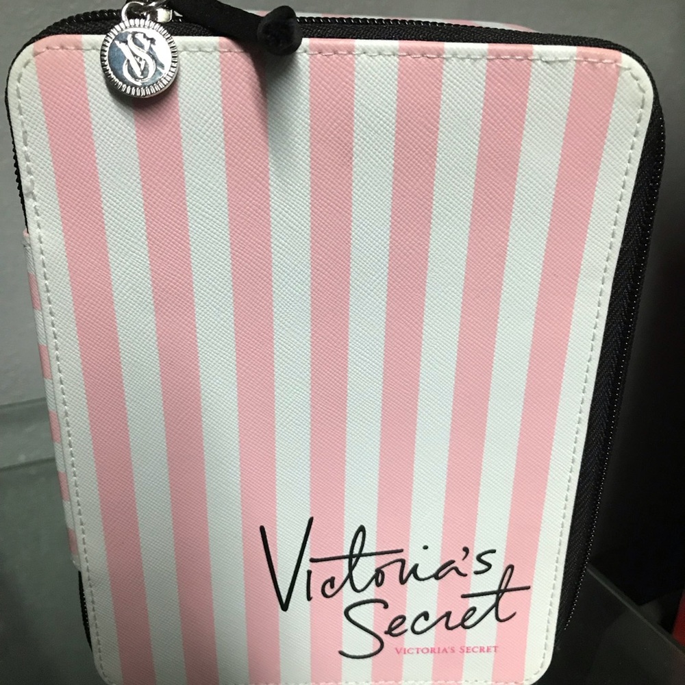 Vintage Victoria’s Secret make-up